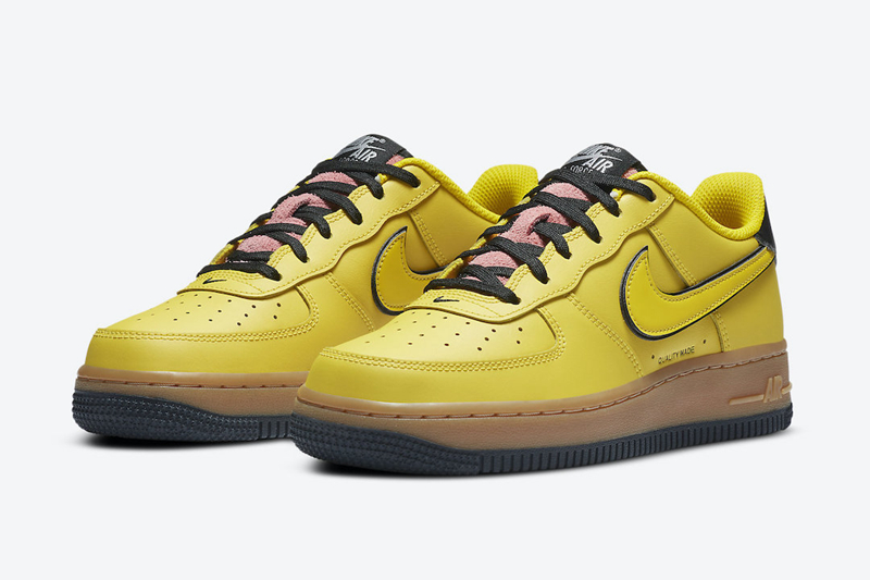 Nike,Air Force 1 Low GS,CZ7948 后跟神秘数字点缀!全新配色 Air Force 1 太骚了,但是... Nike,Air Force 1 Low GS,CZ7948 后跟神秘数字点缀!全新配色 Air Force 1 太骚了,但是...