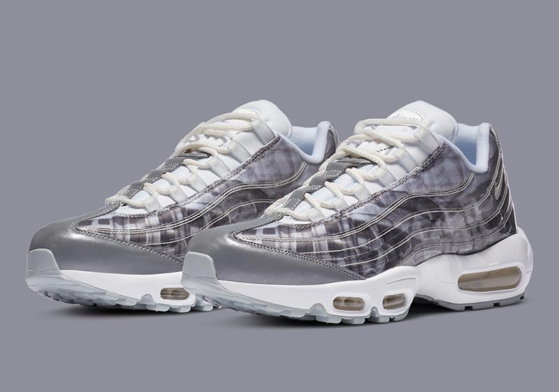 Nike,Air Max 95,DA4301-100,X-R X 光透视效果!这双 Air Max 95 太酷了! Nike,Air Max 95,DA4301-100,X-R X 光透视效果!这双 Air Max 95 太酷了!