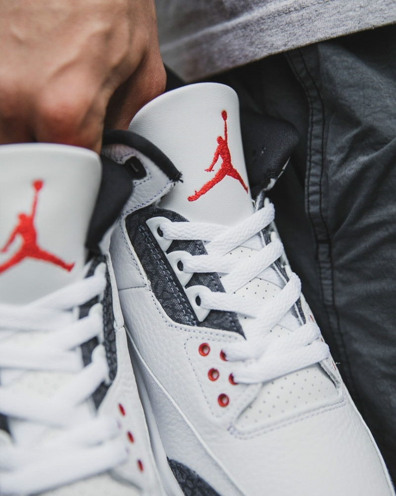 Air Jordan 3,AJ3,CZ6431-100,发售 预售高于原价!单宁火焰红 Air Jordan 3 下周官网发售 Air Jordan 3,AJ3,CZ6431-100,发售 预售高于原价!单宁火焰红 Air Jordan 3 下周官网发售