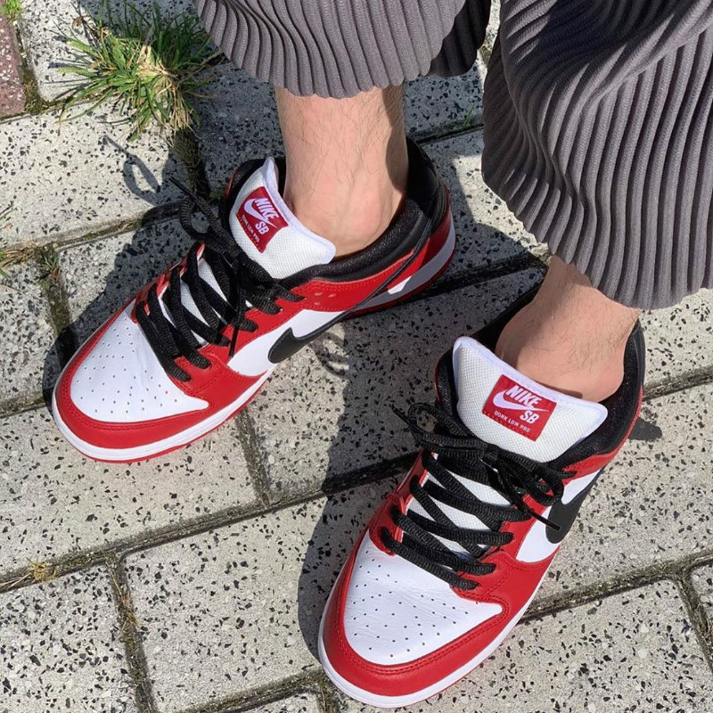 Nike,Dunk SB Low,Chicago,BQ681 元年白红的绝佳替代!芝加哥 Dunk SB 上脚也太美了! Nike,Dunk SB Low,Chicago,BQ681 元年白红的绝佳替代!芝加哥 Dunk SB 上脚也太美了!