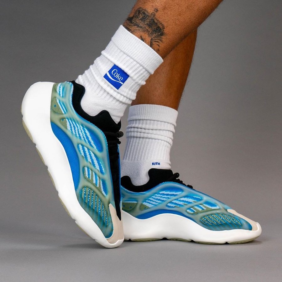 Yeezy 700 V3,adidas,上脚,发售,G548 今早预约你手速够快吗?极光 Yeezy 700 V3 还有入手机会! Yeezy 700 V3,adidas,上脚,发售,G548 今早预约你手速够快吗?极光 Yeezy 700 V3 还有入手机会!
