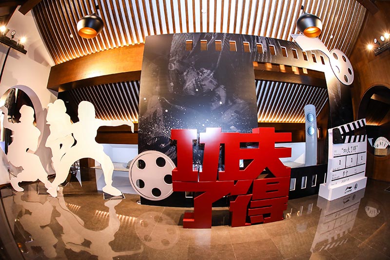 成龙,李宁,功夫了得 李宁 x 成龙联名刚刚上架!只有中国人才懂的设计,太帅了! 成龙,李宁,功夫了得 李宁 x 成龙联名刚刚上架!只有中国人才懂的设计,太帅了!