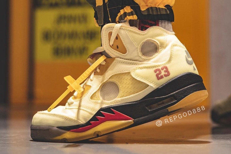 Air Jordan,AJ5,OFF-WHITE,Sail 最新上脚照曝光!流川枫 OFF-WHITE x Air Jordan 5 即将面世! Air Jordan,AJ5,OFF-WHITE,Sail 最新上脚照曝光!流川枫 OFF-WHITE x Air Jordan 5 即将面世!