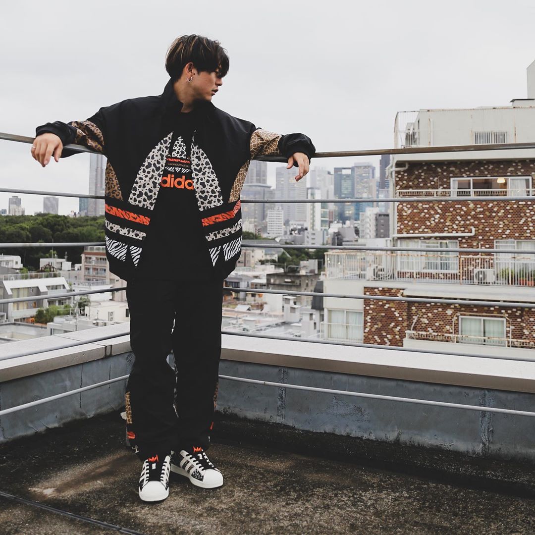 atmos,adidas Originals,crazy a 「疯狂动物」系列套装!atmos x adidas Originals 新款即将发售! atmos,adidas Originals,crazy a 「疯狂动物」系列套装!atmos x adidas Originals 新款即将发售!
