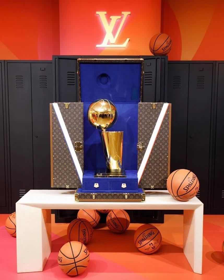 Louis Vuitton,LV,NBA Louis Vuitton LV x NBA 联名鞋首次曝光!还有一个冠军奖杯礼盒! Louis Vuitton,LV,NBA Louis Vuitton LV x NBA 联名鞋首次曝光!还有一个冠军奖杯礼盒!