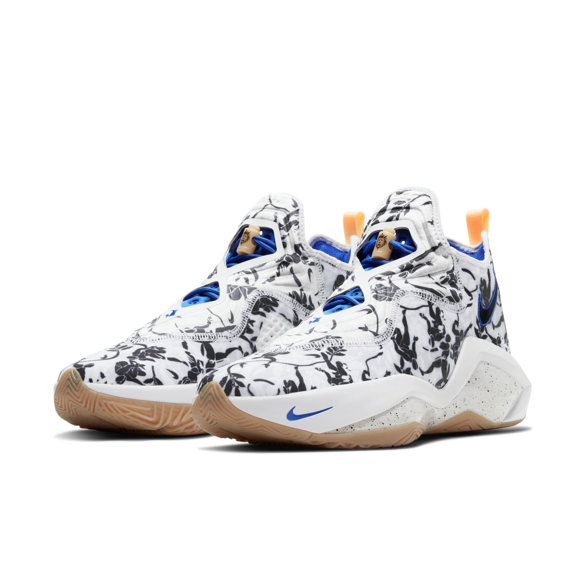 LeBron Soldier 14,Nike 这样的图案真没见过!LeBron Soldier 14 新配色来了! LeBron Soldier 14,Nike 这样的图案真没见过!LeBron Soldier 14 新配色来了!