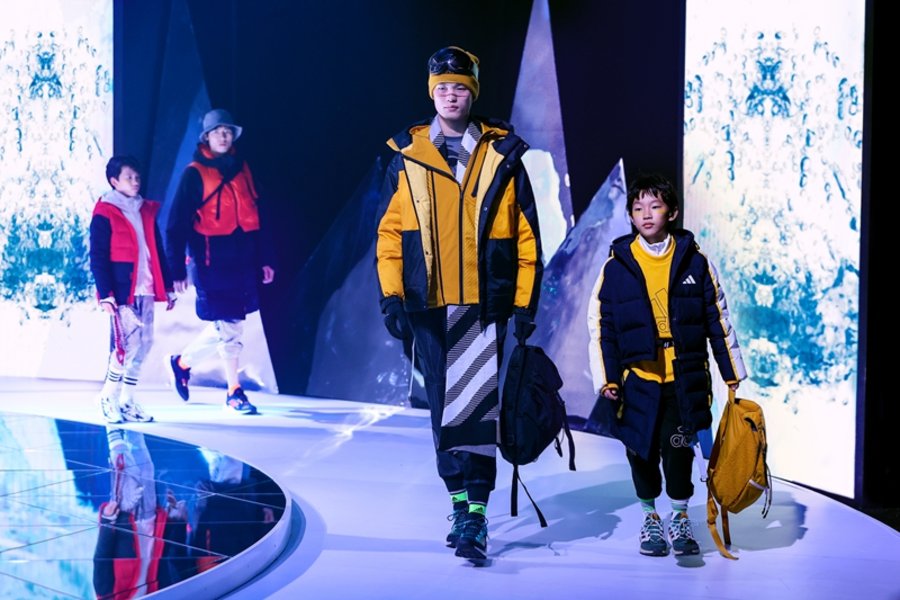 adidas,COLD.RDY,WINTER JACKET 撞色冬日造型!全新 adidas 羽绒系列现已发售! adidas,COLD.RDY,WINTER JACKET 撞色冬日造型!全新 adidas 羽绒系列现已发售!