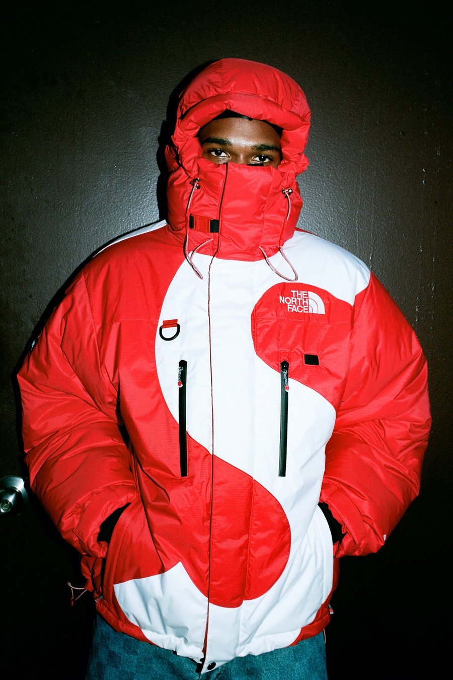 SUPREME 不买也想看看!Supreme x TNF 全新联名系列登场!本周发售! SUPREME 不买也想看看!Supreme x TNF 全新联名系列登场!本周发售!