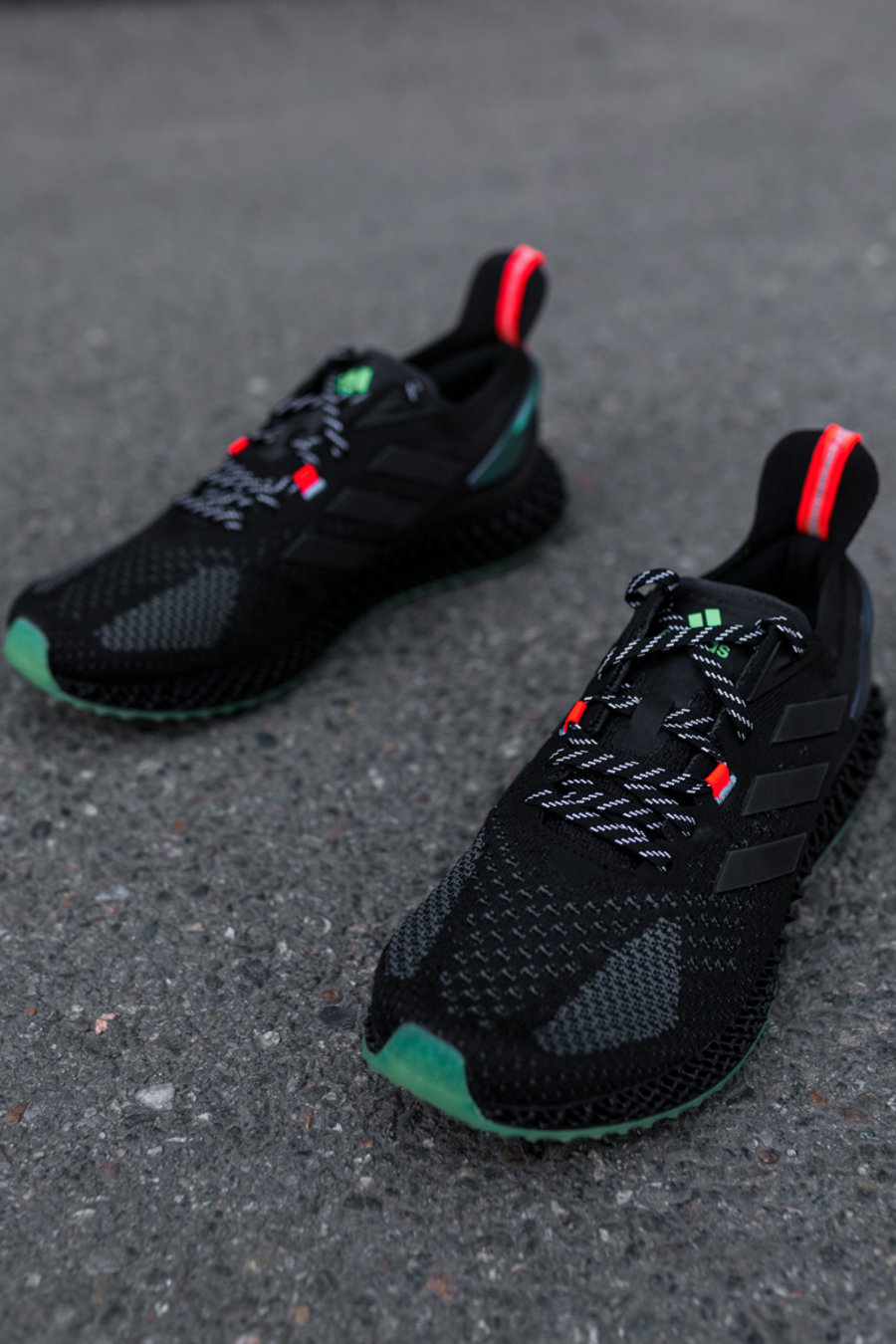FW7089,FW7093,4D,adidas 侃爷神鞋同款配色!小编抢先上脚!被路人追着要链接! FW7089,FW7093,4D,adidas 侃爷神鞋同款配色!小编抢先上脚!被路人追着要链接!