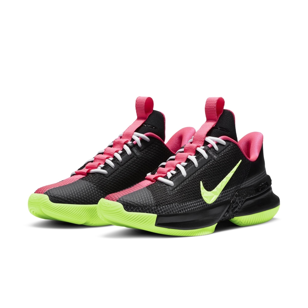Ambassador 13,LeBron,Nike Air Yeezy 配色!LeBron 使节新鞋来了!华丽不输正代! Ambassador 13,LeBron,Nike Air Yeezy 配色!LeBron 使节新鞋来了!华丽不输正代!