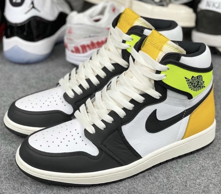 Air Jordan,AJ1,Volt Gold,55508 经典黑脚趾造型!另类黑黄配色 Air Jordan 1 实物曝光! Air Jordan,AJ1,Volt Gold,55508 经典黑脚趾造型!另类黑黄配色 Air Jordan 1 实物曝光!