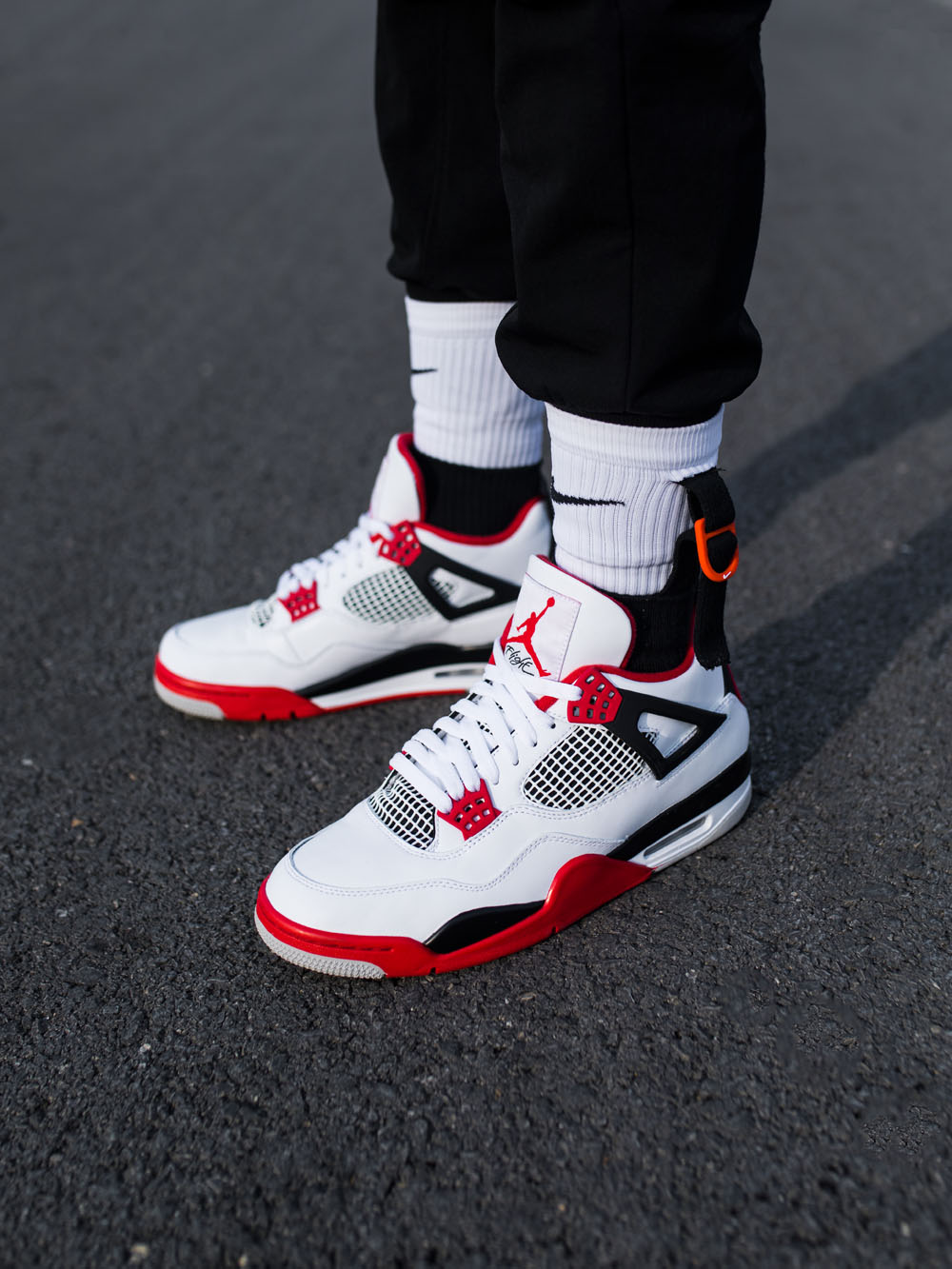 DC7770-160,AJ4,Air Jordan 4,Fi DC7770-160 堪称本年最佳复刻!今早 AJ4 白红你抢到了吗? DC7770-160,AJ4,Air Jordan 4,Fi DC7770-160 堪称本年最佳复刻!今早 AJ4 白红你抢到了吗?