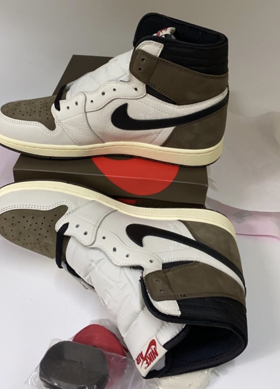 Travis Scott,Air Jordan 1 Travis Scott 上脚的「倒钩 2.0」又有实物曝光!你心动了吗? Travis Scott,Air Jordan 1 Travis Scott 上脚的「倒钩 2.0」又有实物曝光!你心动了吗?