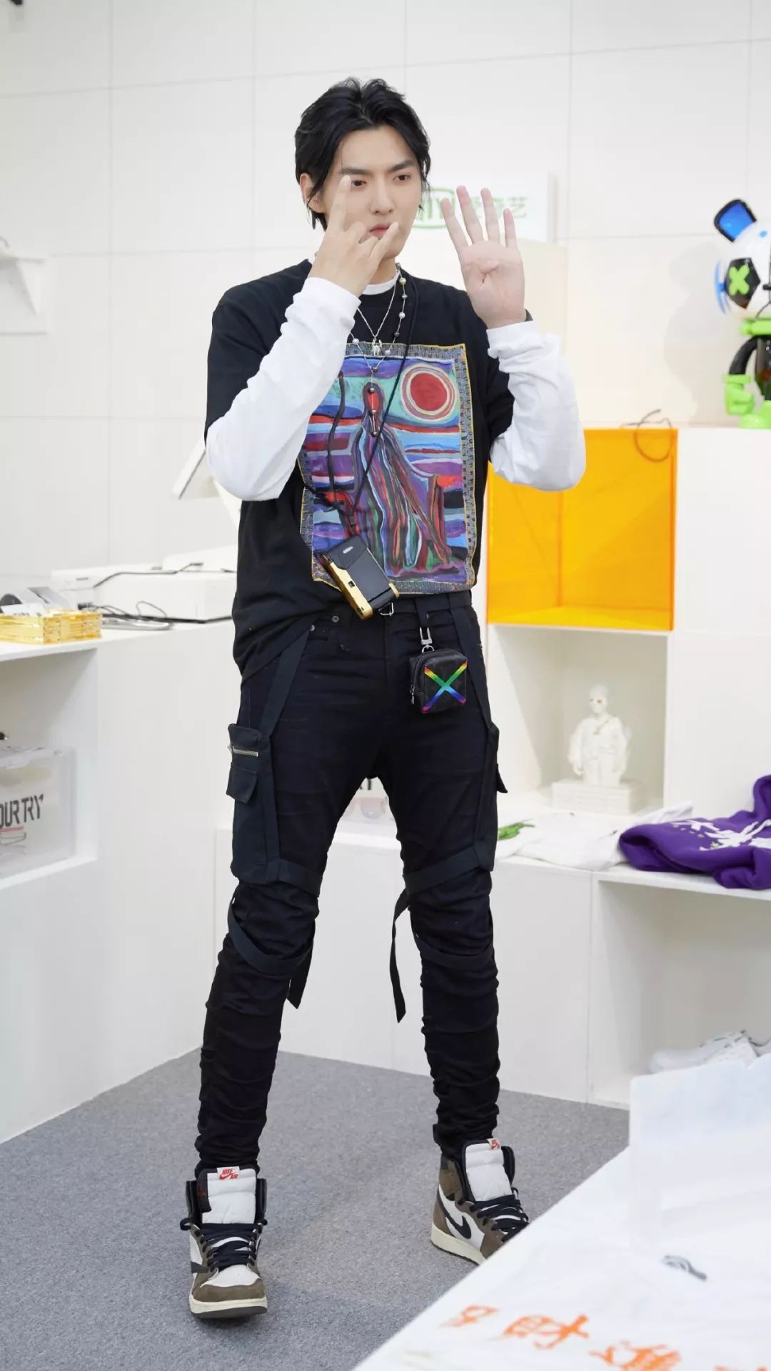 Travis Scott,Air Jordan 1 Travis Scott 上脚的「倒钩 2.0」又有实物曝光!你心动了吗? Travis Scott,Air Jordan 1 Travis Scott 上脚的「倒钩 2.0」又有实物曝光!你心动了吗?
