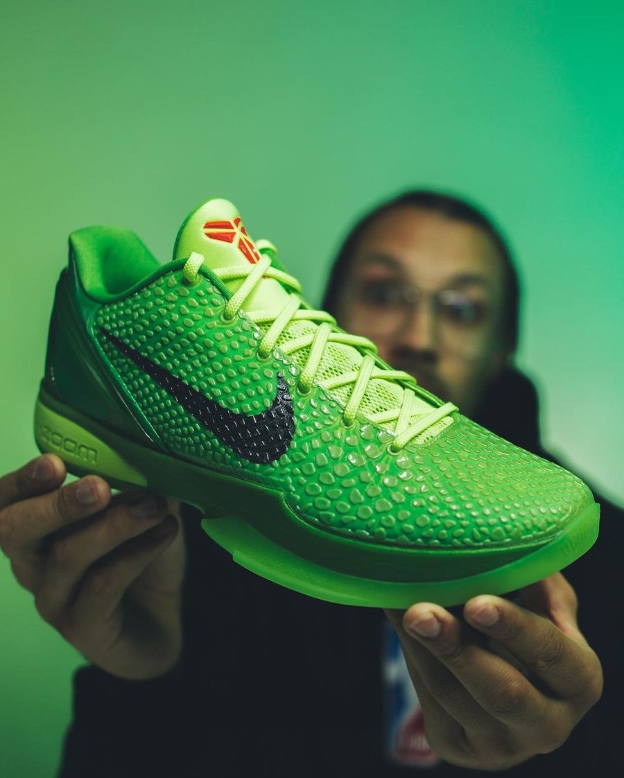 Kobe 6,Nike,发售,ZK6 明年 Kobe 6 即将回归!圣诞配色复刻实物首次曝光! Kobe 6,Nike,发售,ZK6 明年 Kobe 6 即将回归!圣诞配色复刻实物首次曝光!