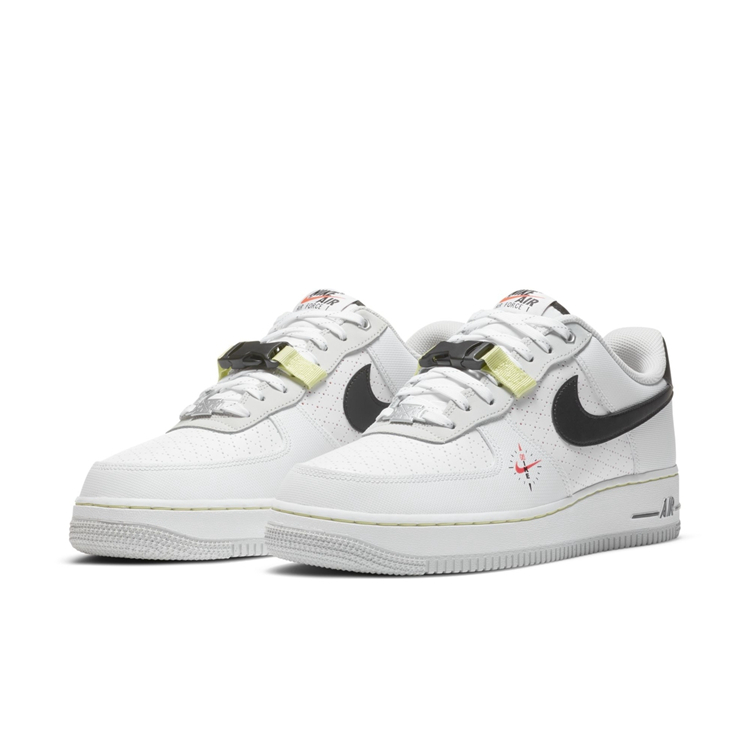 Nike,Air Force 1 机能风的 Air Force 1 终于来了!这设计你打几分? Nike,Air Force 1 机能风的 Air Force 1 终于来了!这设计你打几分?