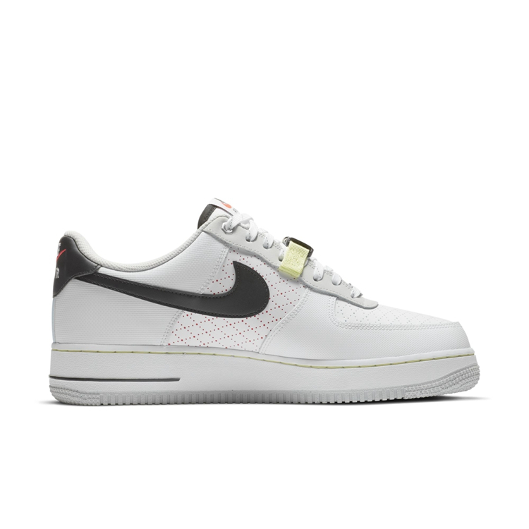 Nike,Air Force 1 机能风的 Air Force 1 终于来了!这设计你打几分? Nike,Air Force 1 机能风的 Air Force 1 终于来了!这设计你打几分?