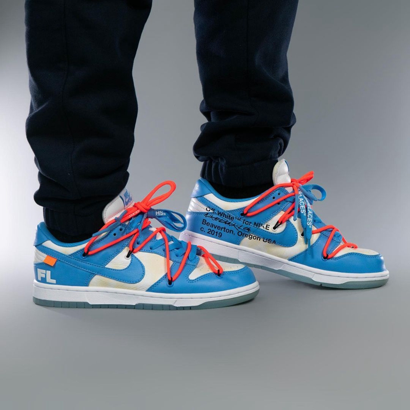 Nike,Dunk Low,OFF-WHITE,Futura OW x Dunk 三方联名最新上脚图曝光!经典北卡蓝造型也太美了! Nike,Dunk Low,OFF-WHITE,Futura OW x Dunk 三方联名最新上脚图曝光!经典北卡蓝造型也太美了!