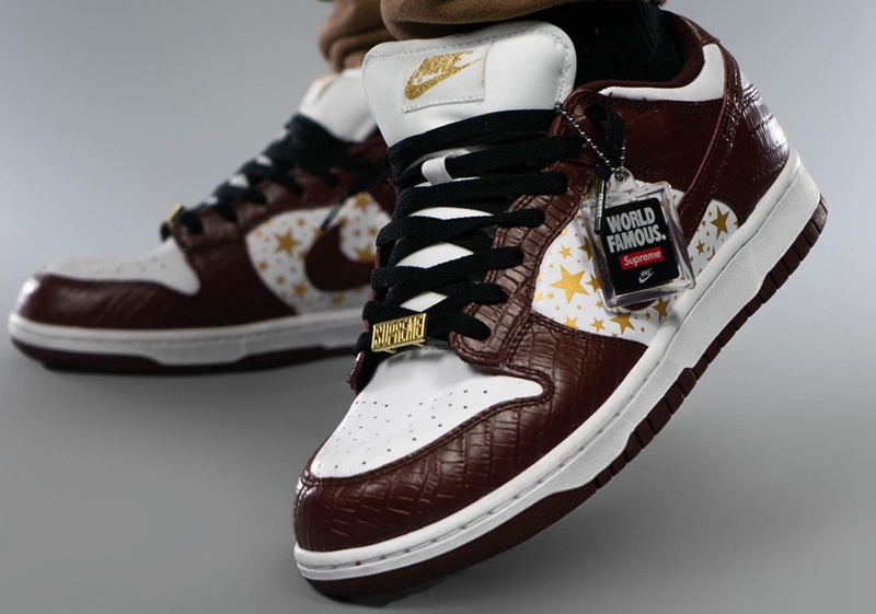 Nike,Supreme,SB Dunk Low,DH322 Supreme x SB Dunk 全新上脚图曝光!棕色鳄鱼皮也太高级了! Nike,Supreme,SB Dunk Low,DH322 Supreme x SB Dunk 全新上脚图曝光!棕色鳄鱼皮也太高级了!