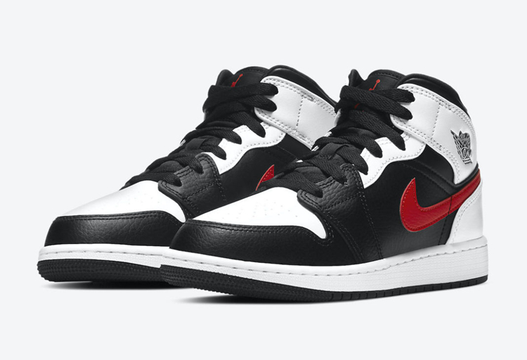 Air Jordan 1 Mid,554725-075 红色 Swoosh 点缀!全新 Air Jordan 1 曝光! Air Jordan 1 Mid,554725-075 红色 Swoosh 点缀!全新 Air Jordan 1 曝光!