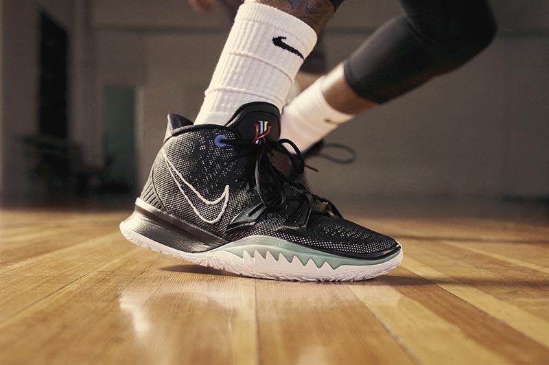 Nike,Kyrie 7 EP,CQ9327-002 经典黑白配色!欧文 Kyrie 7 刚刚上架! Nike,Kyrie 7 EP,CQ9327-002 经典黑白配色!欧文 Kyrie 7 刚刚上架!