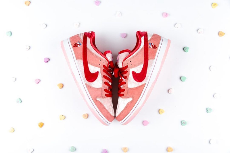 Nike,Air Force 1,Valentine’s D 简约造型男女通吃!这双情人节 AF1 你心动了吗! Nike,Air Force 1,Valentine’s D 简约造型男女通吃!这双情人节 AF1 你心动了吗!