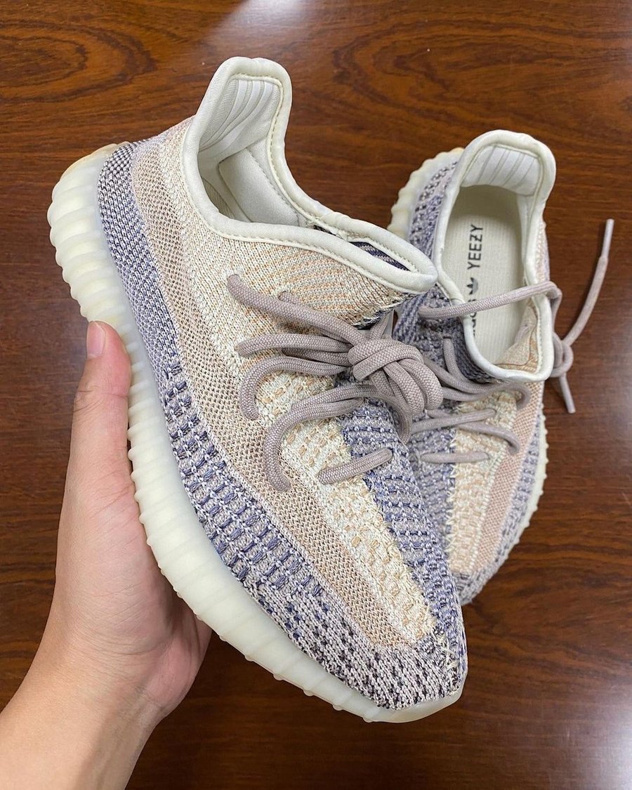 adidas,Yeezy,350 V2,Ash Pearl 新配色看完就想买!「灰珍珠」Yeezy 350 V2 实物首次曝光! adidas,Yeezy,350 V2,Ash Pearl 新配色看完就想买!「灰珍珠」Yeezy 350 V2 实物首次曝光!