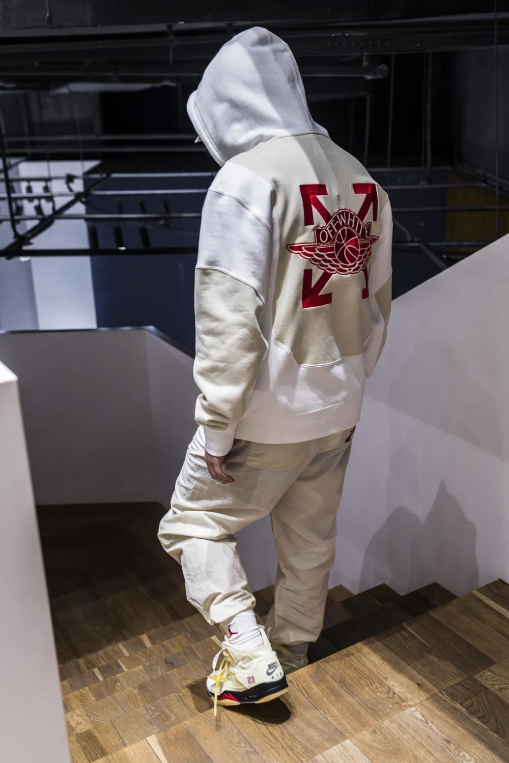 OFF-WHITE,Air Jordan 5 OW x AJ5 服饰上架官网!明早上午冲冲冲! OFF-WHITE,Air Jordan 5 OW x AJ5 服饰上架官网!明早上午冲冲冲!
