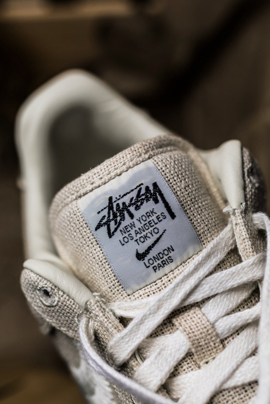 Nike 着急冲这些鞋的人都哭惨了!Nike 新鞋暴跌一万!闪电 AJ3 再创新低! Nike 着急冲这些鞋的人都哭惨了!Nike 新鞋暴跌一万!闪电 AJ3 再创新低!