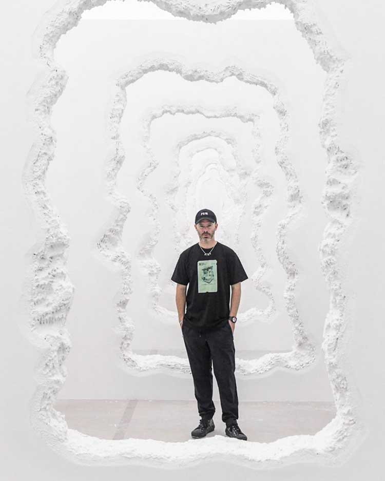 Daniel Arsham,Dior,Air Jordan 氧化、泛黄、掉渣!「最惨」Dior x AJ1 诞生!却比全新的还要贵?! Daniel Arsham,Dior,Air Jordan 氧化、泛黄、掉渣!「最惨」Dior x AJ1 诞生!却比全新的还要贵?!