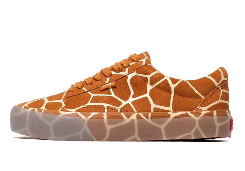 Vans,Old Skool,Giraffe 高规格鞋面 + 长颈鹿装扮!这双 Vans Old Skool 你打几分? Vans,Old Skool,Giraffe 高规格鞋面 + 长颈鹿装扮!这双 Vans Old Skool 你打几分?