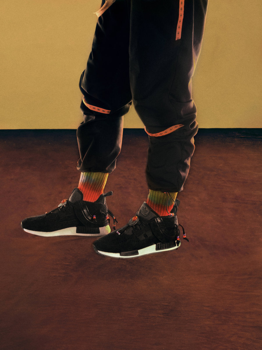adidas,adidas Originals,ZX 100 每双鞋都诚意十足!adidas 推出全新民族风系列! adidas,adidas Originals,ZX 100 每双鞋都诚意十足!adidas 推出全新民族风系列!