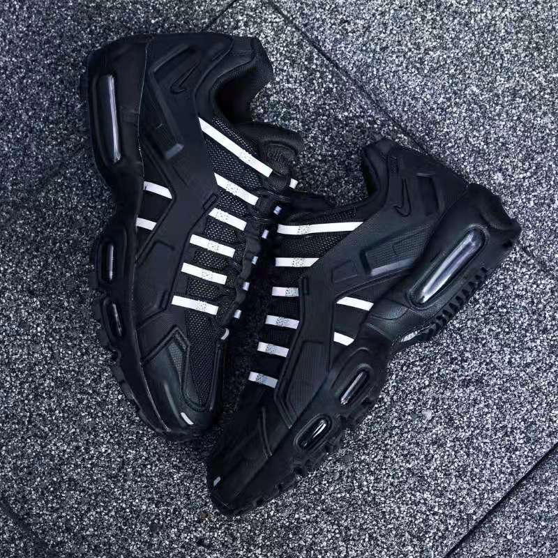 NDSTRKT AM95,Nike,CZ3591-001 「黑武士」 配色!全新机甲 Air Max 95 SNKRS 现已上架! NDSTRKT AM95,Nike,CZ3591-001 「黑武士」 配色!全新机甲 Air Max 95 SNKRS 现已上架!