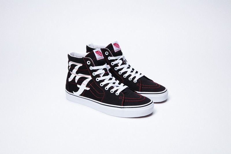 Vans,Foo Fighters,Sk8-Hi 纪念传奇乐队首张专辑发售 25 周年!Vans 推出联名系列! Vans,Foo Fighters,Sk8-Hi 纪念传奇乐队首张专辑发售 25 周年!Vans 推出联名系列!