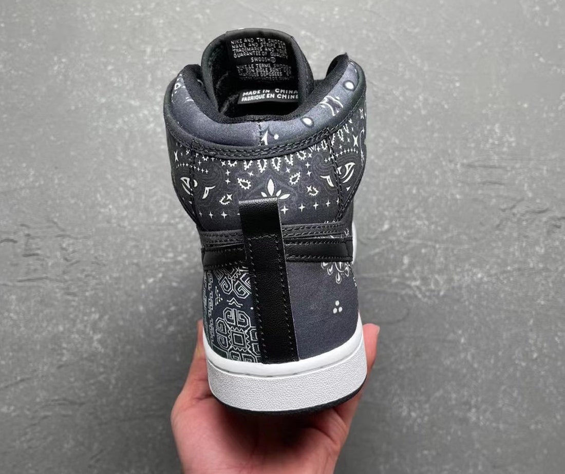 Air Jordan 1 KO,AJ1,发售 多种图案拼接!腰果花 Air Jordan 1 KO 完整实物曝光! Air Jordan 1 KO,AJ1,发售 多种图案拼接!腰果花 Air Jordan 1 KO 完整实物曝光!