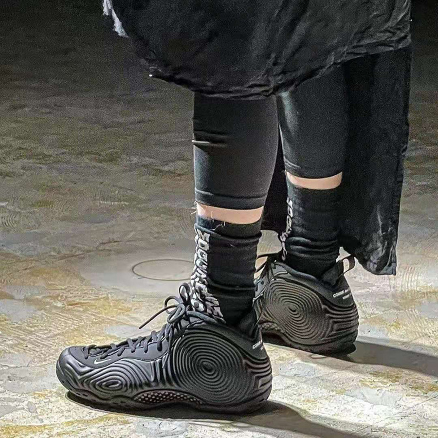 COMME des GARÇONS HOMME PLUS,N 「蚊香喷」后又一重磅鞋型!全新 CDG x Nike 官图曝光! COMME des GARÇONS HOMME PLUS,N 「蚊香喷」后又一重磅鞋型!全新 CDG x Nike 官图曝光!