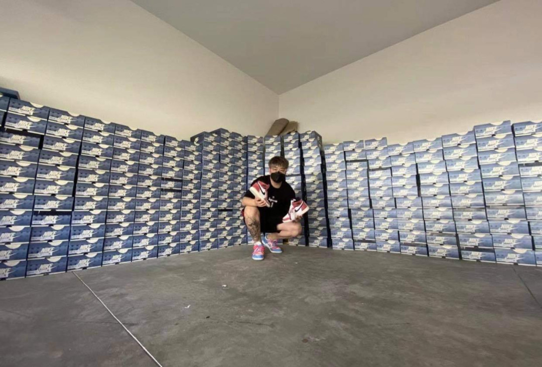 Trophy Room,Air Jordan 1,Marcu 乔丹亲儿子重拳打击“提前货”!联名 AJ1 登场前居然曝出两个版本?! Trophy Room,Air Jordan 1,Marcu 乔丹亲儿子重拳打击“提前货”!联名 AJ1 登场前居然曝出两个版本?!