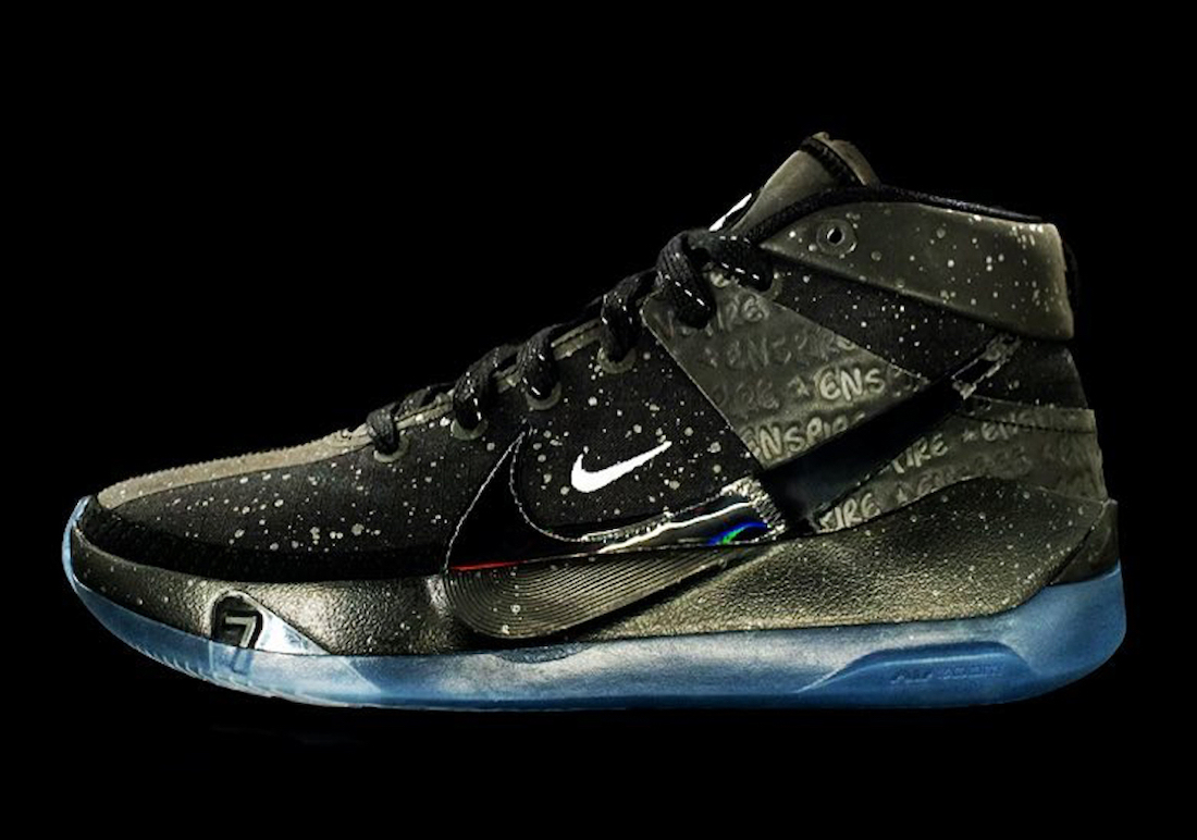 Nike,KD13, 泼墨压印效果点缀!Nike KD13 全新联名配色曝光! Nike,KD13, 泼墨压印效果点缀!Nike KD13 全新联名配色曝光!