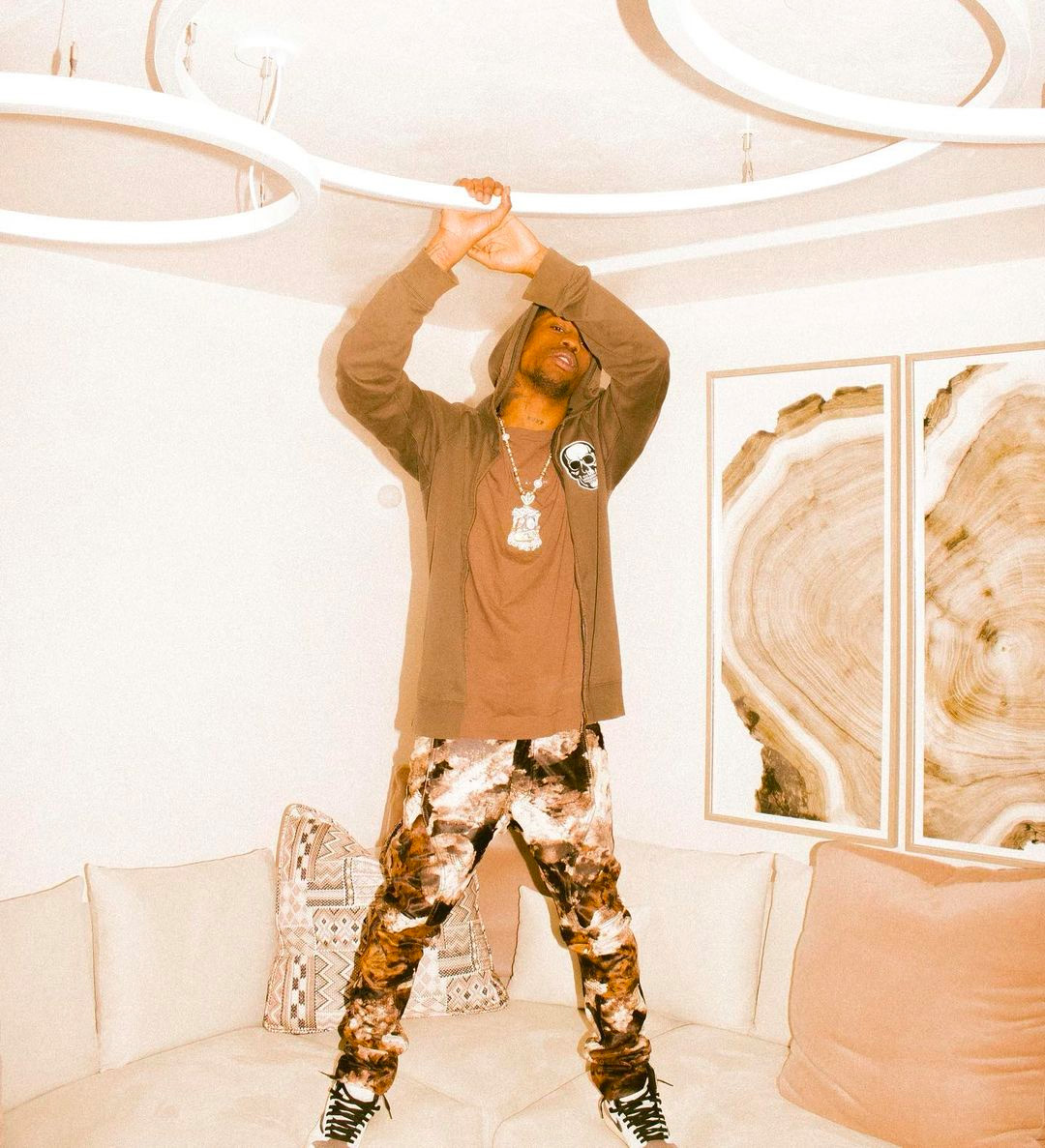 TS,Travis Scott,AJ1,Air Jordan 针不戳!Travis Scott 继续上脚曝光未市售「反钩 AJ1」! TS,Travis Scott,AJ1,Air Jordan 针不戳!Travis Scott 继续上脚曝光未市售「反钩 AJ1」!