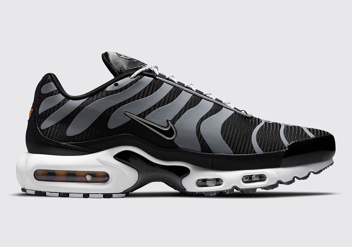 Nike,Air Max Plus,DM2466-001 Shadow 影子既视感!全新配色 Air Max Plus 官图曝光! Nike,Air Max Plus,DM2466-001 Shadow 影子既视感!全新配色 Air Max Plus 官图曝光!