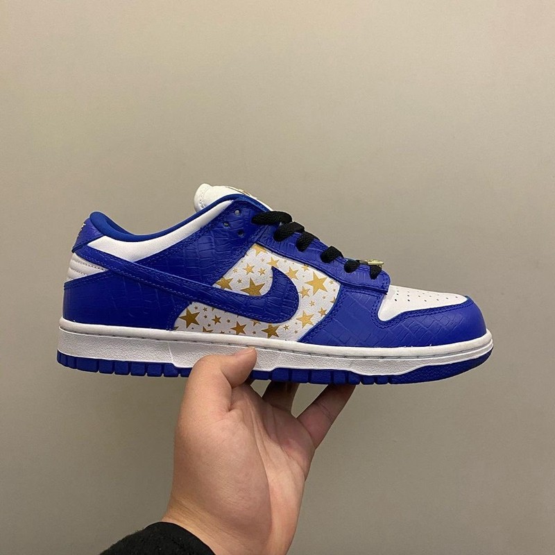Nike,Supreme,SB Dunk Low,Hyper Supreme x Dunk SB 最新实物图曝光!网友:轮得到我剁手吗? Nike,Supreme,SB Dunk Low,Hyper Supreme x Dunk SB 最新实物图曝光!网友:轮得到我剁手吗?