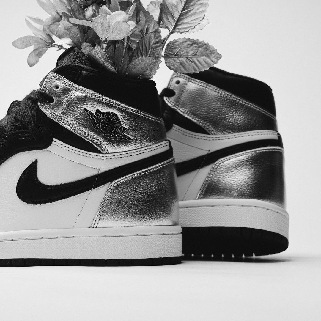 Air Jordan 1,Nike.DB3610-105,C 市场价破 ¥2000 RMB!近期热度超高的大巴黎+黑银脚趾实物赏析! Air Jordan 1,Nike.DB3610-105,C 市场价破 ¥2000 RMB!近期热度超高的大巴黎+黑银脚趾实物赏析!