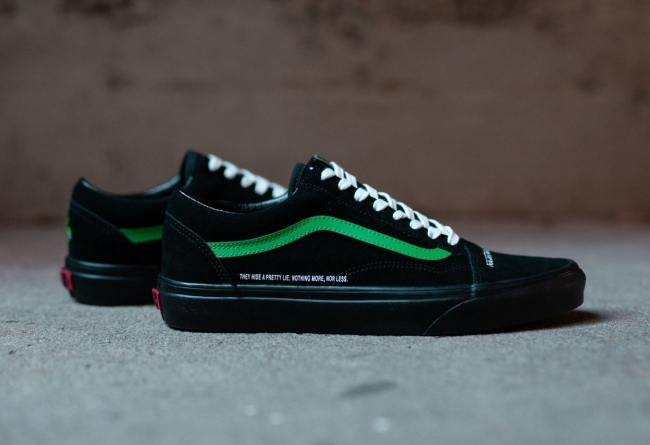 Vans,Coutié,Old Skool 德国店铺联名,却出现阿拉伯文?这双 Vans 新品还挺玄学! Vans,Coutié,Old Skool 德国店铺联名,却出现阿拉伯文?这双 Vans 新品还挺玄学!