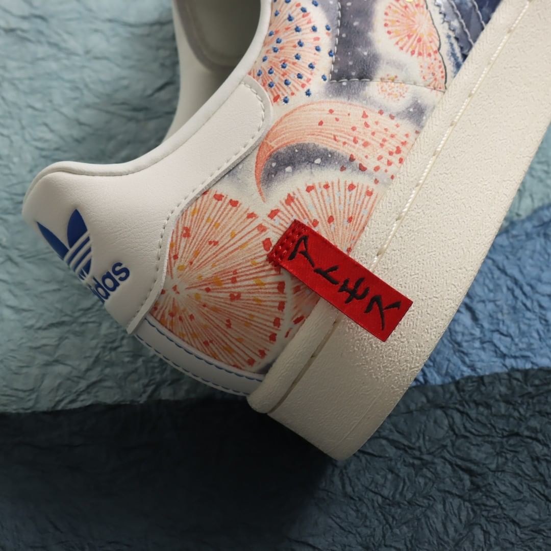adidas,Superstar,发售,GX7791 浮世绘风格印花!富士山烟花 adidas 贝壳头即将发售! adidas,Superstar,发售,GX7791 浮世绘风格印花!富士山烟花 adidas 贝壳头即将发售!