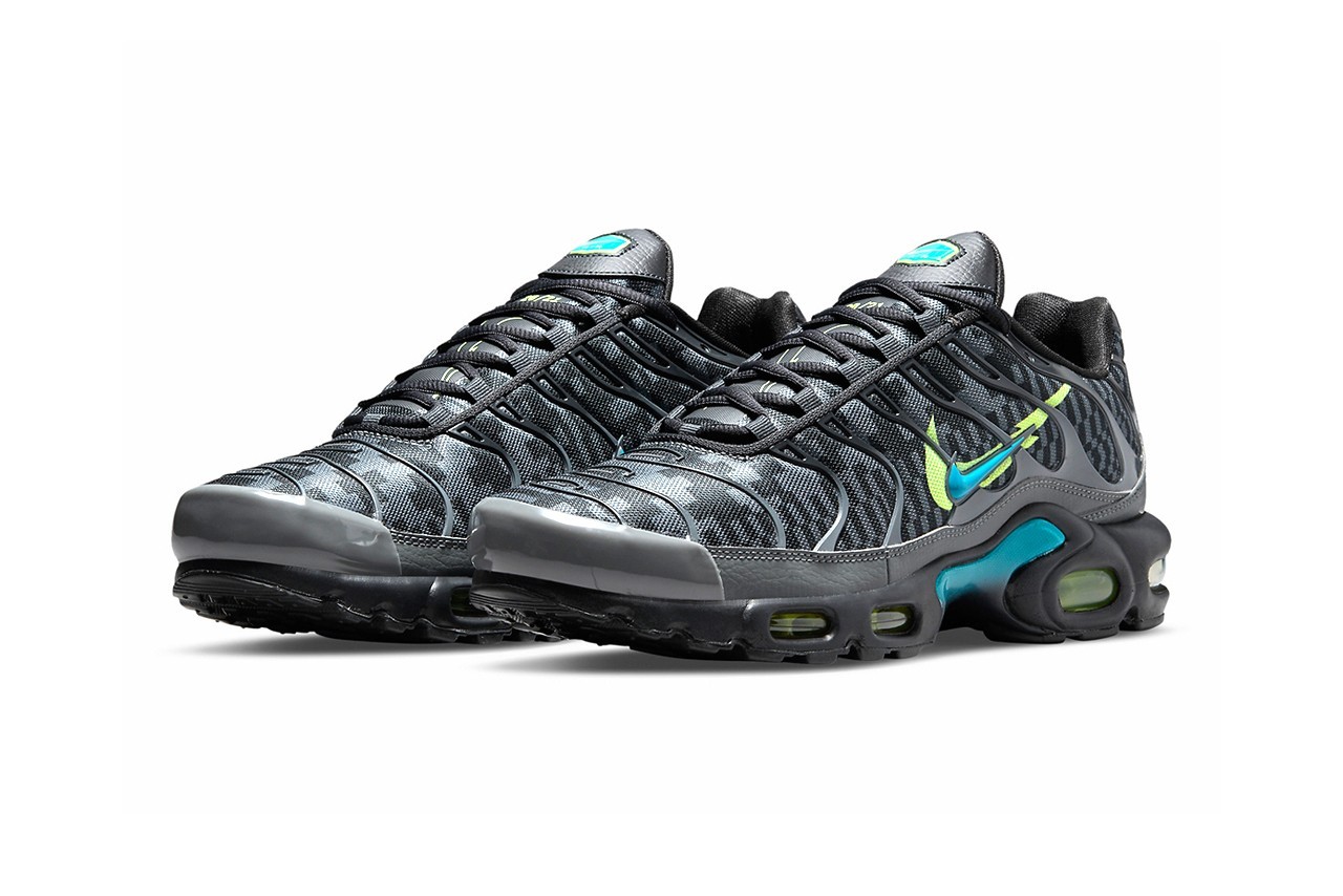 Nike,Air Max Plus,Digi Camo 亮眼蓝绿色装扮!全新 Nike Air Max Plus 官图曝光! Nike,Air Max Plus,Digi Camo 亮眼蓝绿色装扮!全新 Nike Air Max Plus 官图曝光!