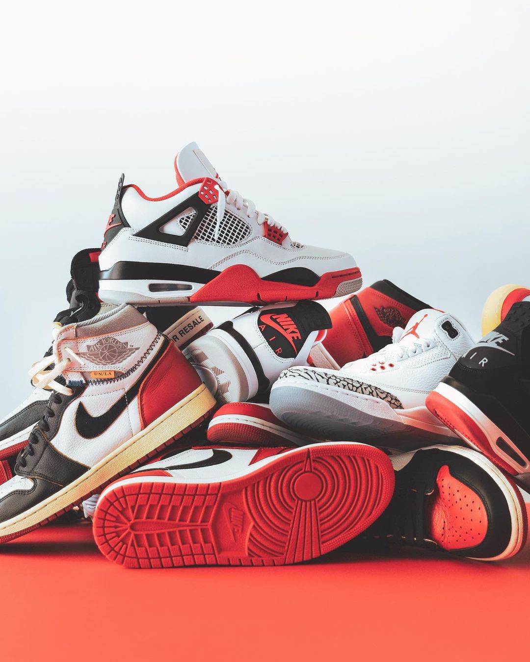 Air Jordan,AJ1,AJ 胭脂 AJ6、白红 AJ4 一跌再跌!这十双「AJ 正代」能抄底了!买完真不后悔! Air Jordan,AJ1,AJ 胭脂 AJ6、白红 AJ4 一跌再跌!这十双「AJ 正代」能抄底了!买完真不后悔!
