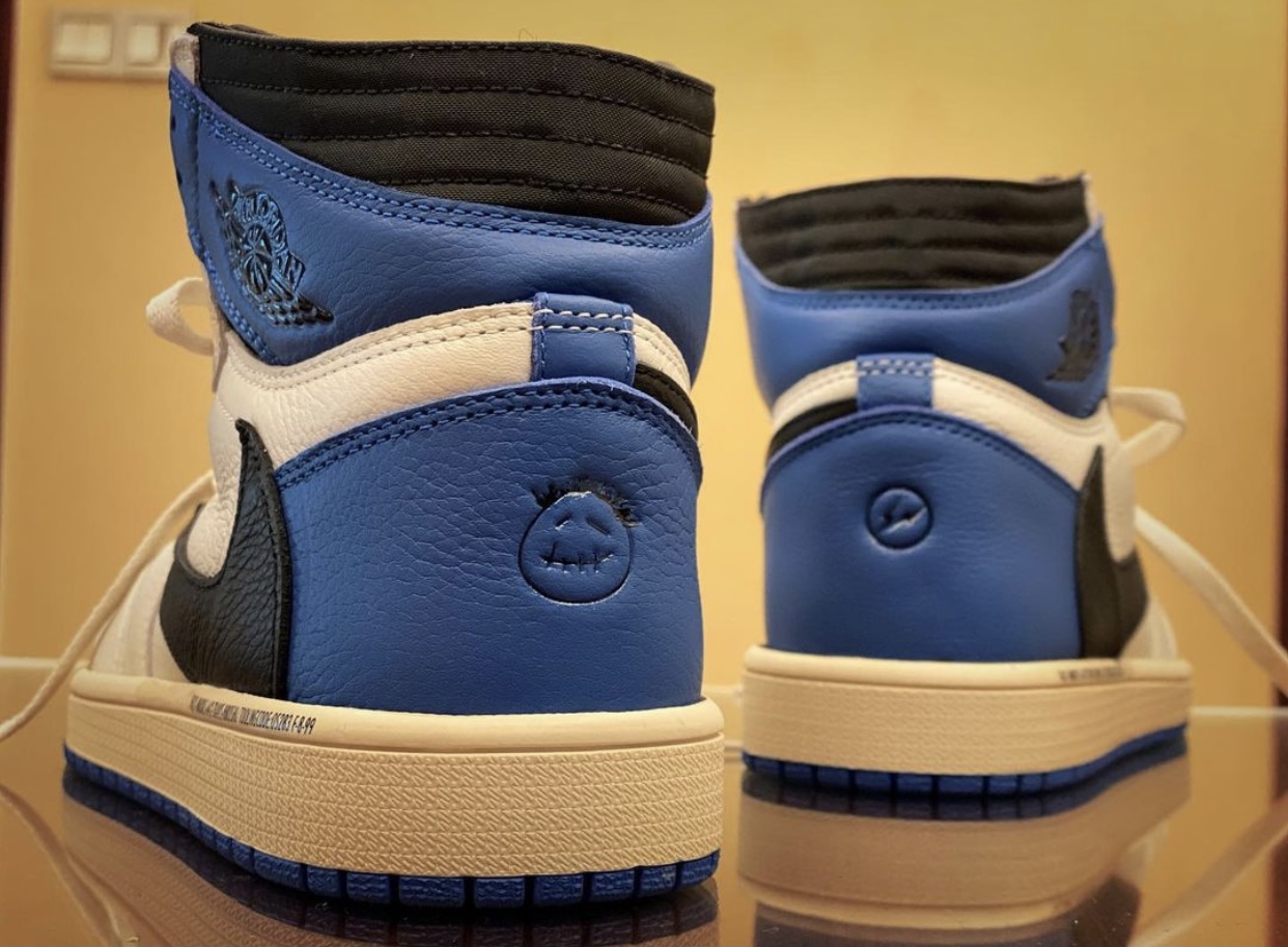 AJ1,fragment Design,Travis Sco 「闪电倒钩 AJ1」确认发售!又一双鞋王诞生了! AJ1,fragment Design,Travis Sco 「闪电倒钩 AJ1」确认发售!又一双鞋王诞生了!