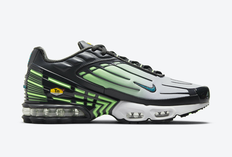 Nike,Air Max Plus 3,DM2835-001 渐变鬼影绿!全新配色 Air Max Plus 3 今春发售! Nike,Air Max Plus 3,DM2835-001 渐变鬼影绿!全新配色 Air Max Plus 3 今春发售!