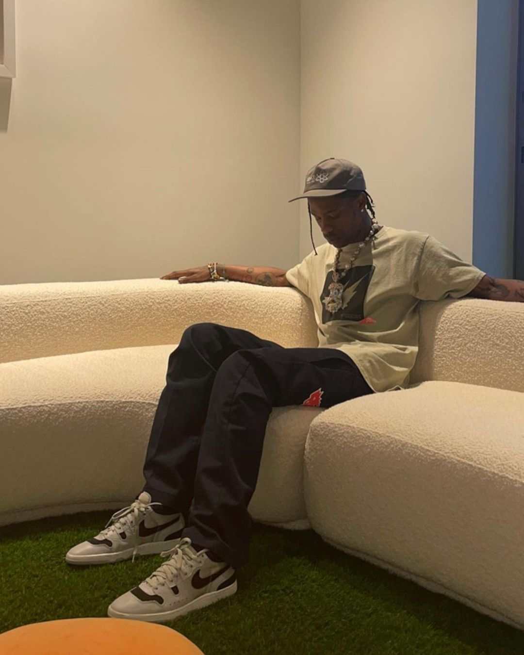 Nike, Mac Attacks,Travis Scott Vibe 风十足!Travis Scott 上脚神秘 Nike 新鞋曝光! Nike, Mac Attacks,Travis Scott Vibe 风十足!Travis Scott 上脚神秘 Nike 新鞋曝光!