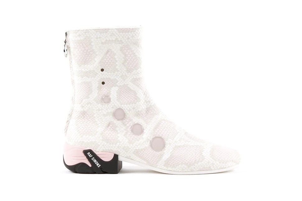 Raf Simons,发售 如此前卫设计!Raf Simons 全新鞋款系列现已发售! Raf Simons,发售 如此前卫设计!Raf Simons 全新鞋款系列现已发售!